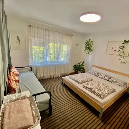 Family Greenslo 2* Ljubljana