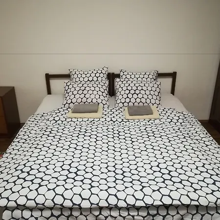 Family Greenslo Gostinjska kuća 2*