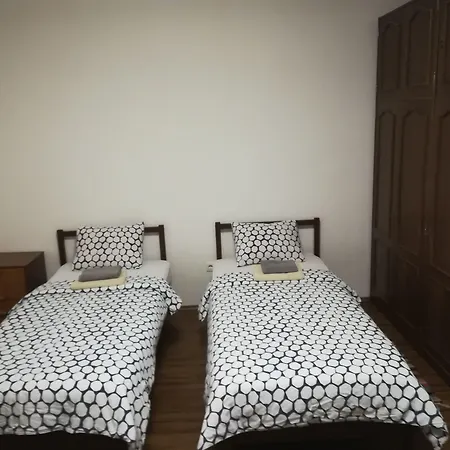 Guest house Family Greenslo 2*