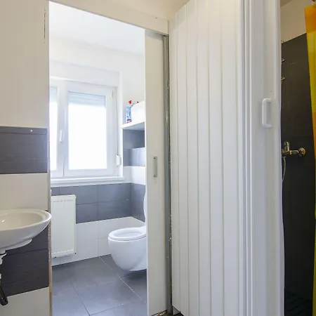 Gostinjska kuća Family Greenslo Ljubljana