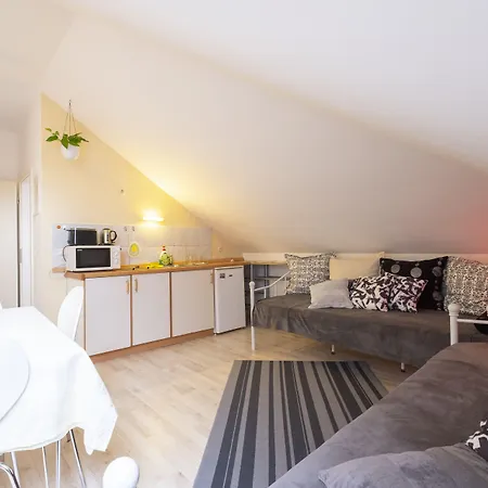 Family Greenslo Ljubljana