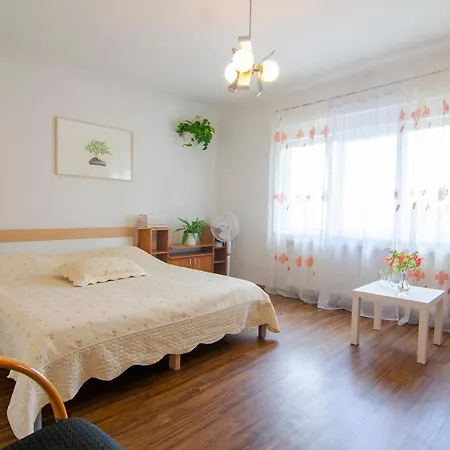 Family Greenslo Gostinjska kuća 2*