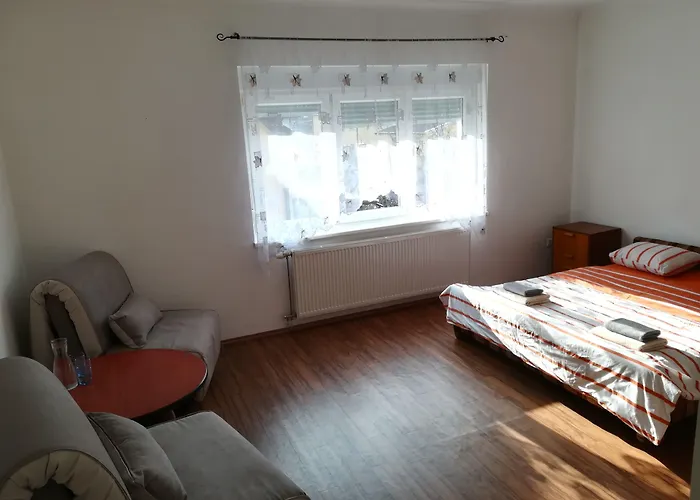 Family Greenslo Lubiana