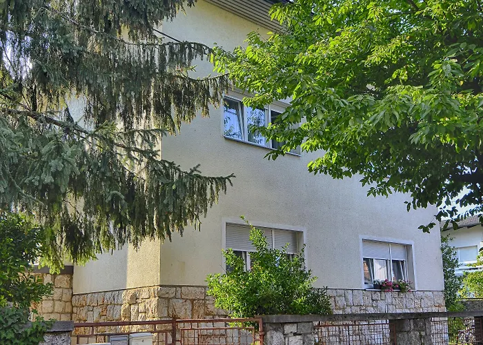 Family Greenslo Vendégház Ljubljana