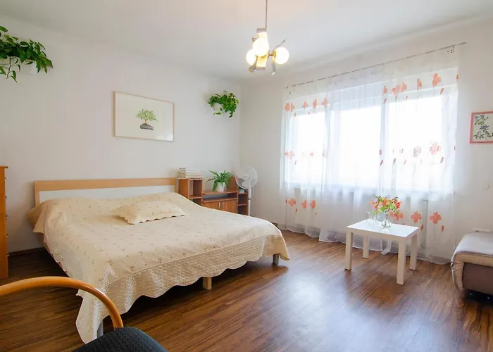 Family Greenslo Gæstehus 2*